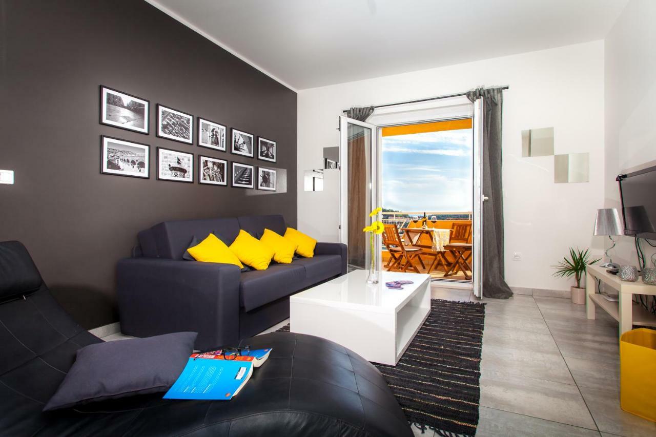 Two Bedroom Apartment With A Sea View & A Balcony Dubrovnik Exterior foto
